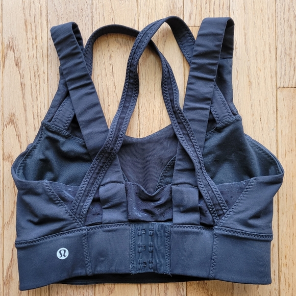 Lululemon Oxygen Mesh Polka Dotted Black Strappy Sports Bra High Support - Picture 3 of 8